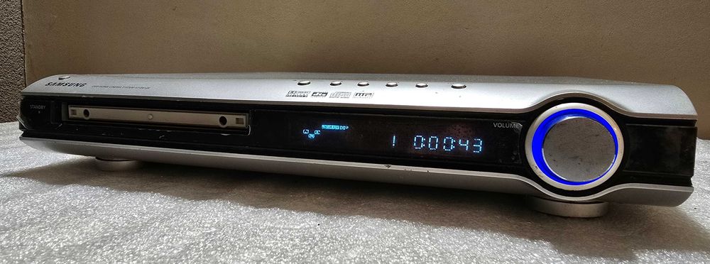 Samsung DVD Home Cinema System HT-DB120