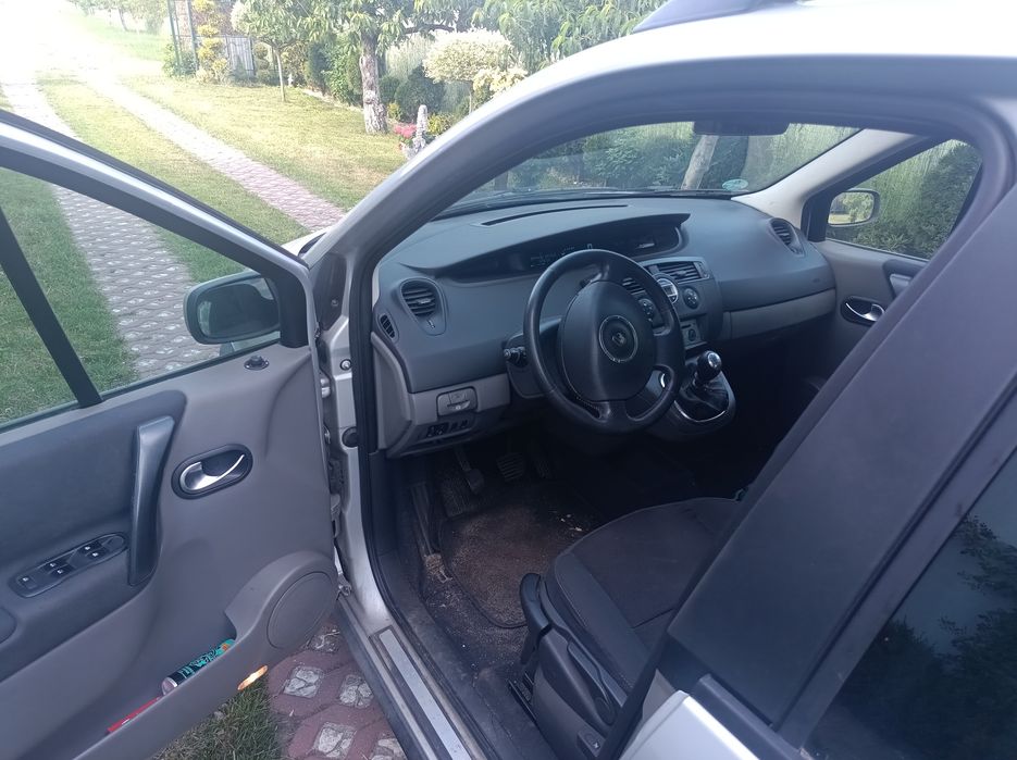 Renault scenic conquest 1.9 130km  2007
