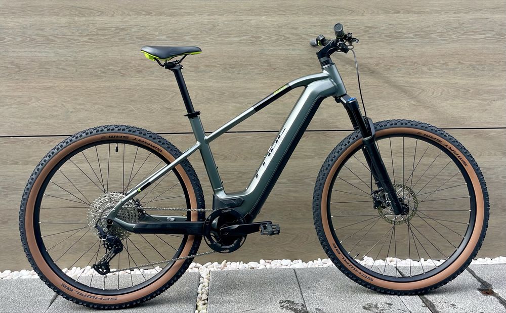 Bicicleta Electrica Cube Bosch 750