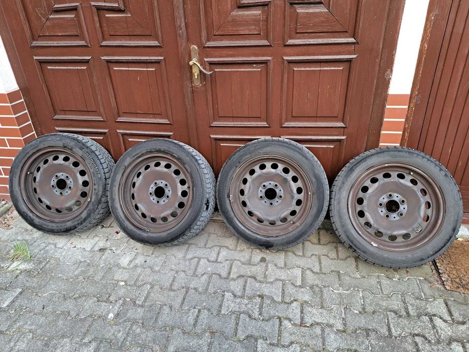 Komplet kół zimowych BMW X1  opony Continental TS810S 225/50R17 94H