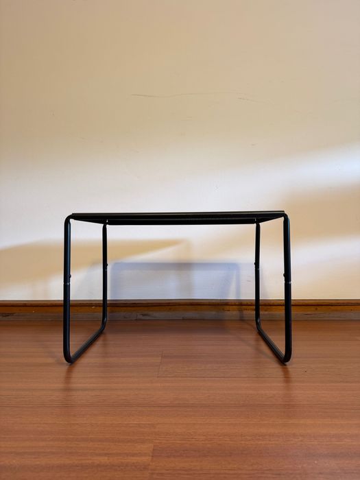 Mesa de apoio Preta Ikea