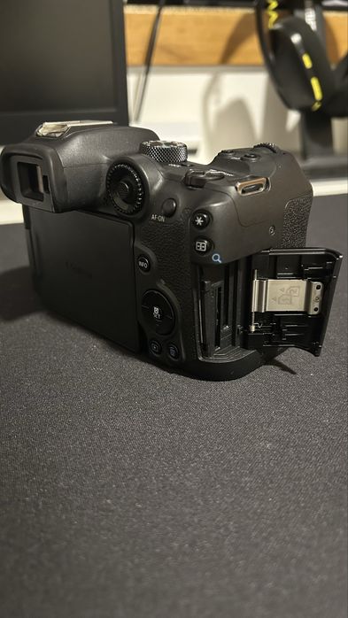 Canon R7 - como nova