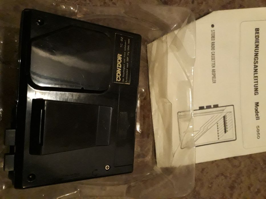 Walkmann CONDOR model 5860 Lata 90.