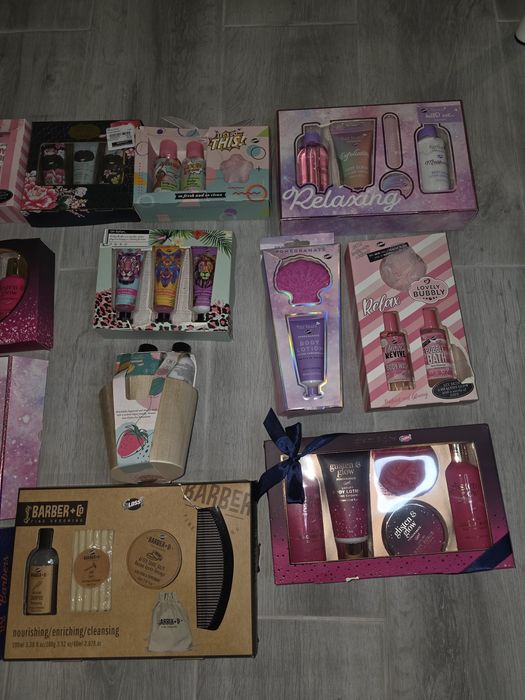 Lote 12 Conjuntos Cosmética Novos | Homem e Mulher