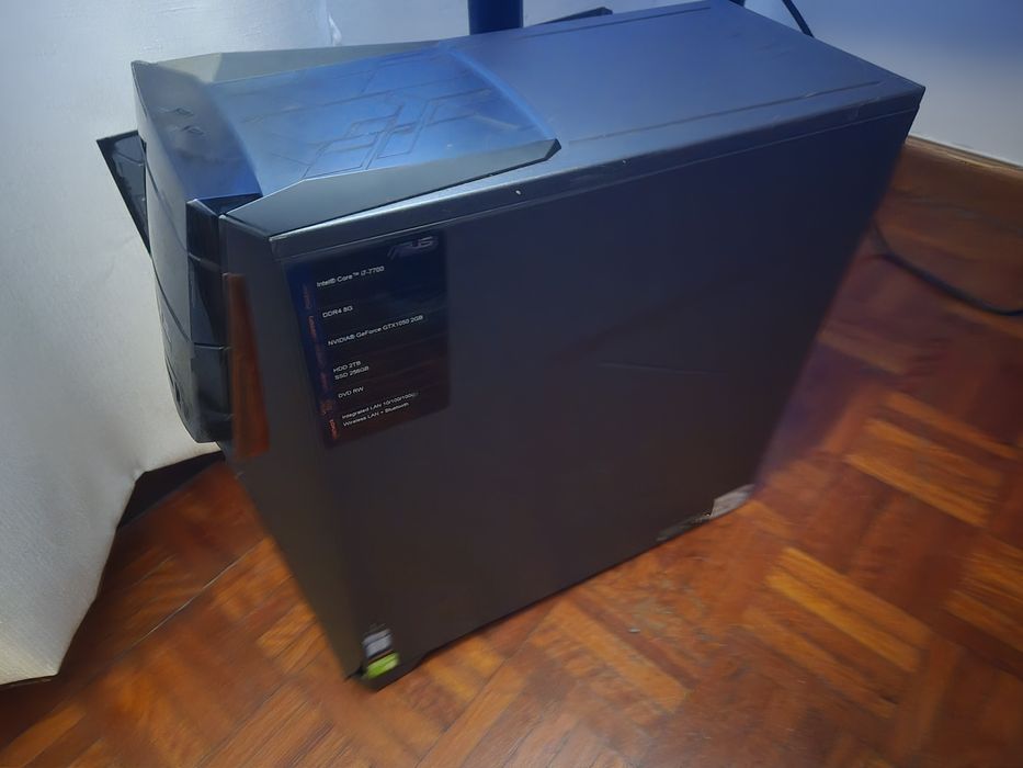 Duas Torres Gaming + Monitor Aoc