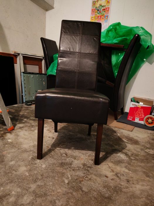 Cadeira de sala de jantar