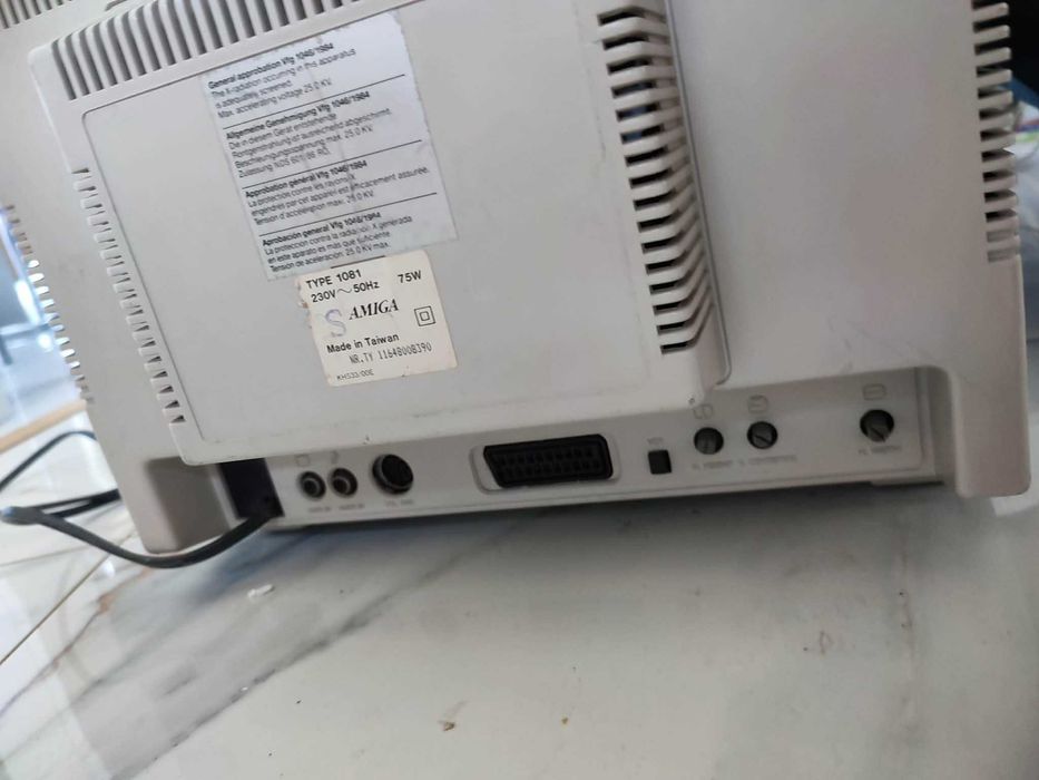 Amiga 1081 Monitor rzadki rarytas Commodore
