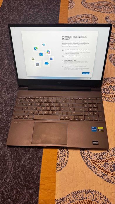 HP Victus 15-fa2705np