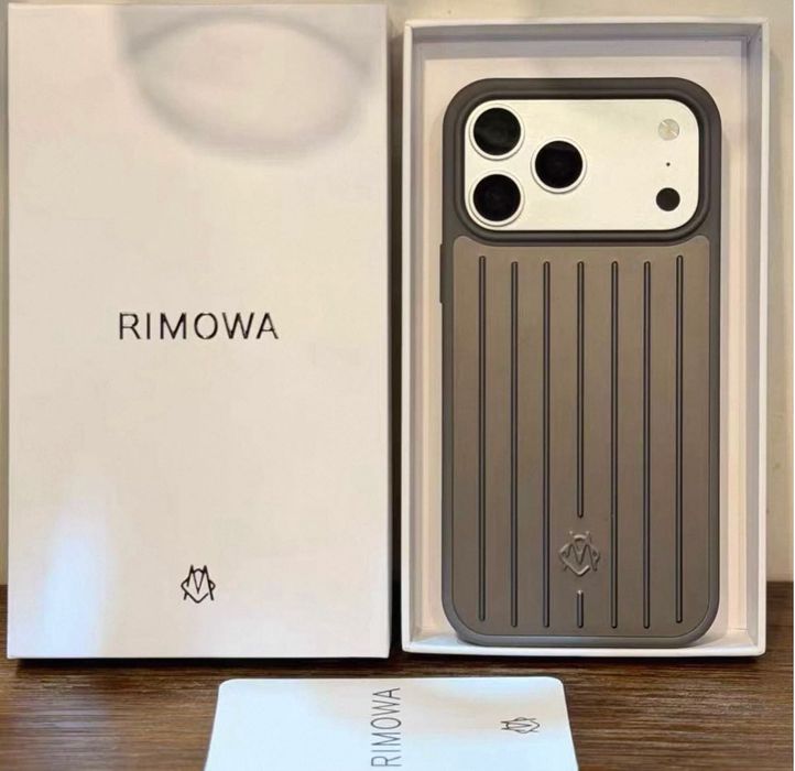 Чохол Rimowa алюмінієвий на 17 pro 17 pro max titanium