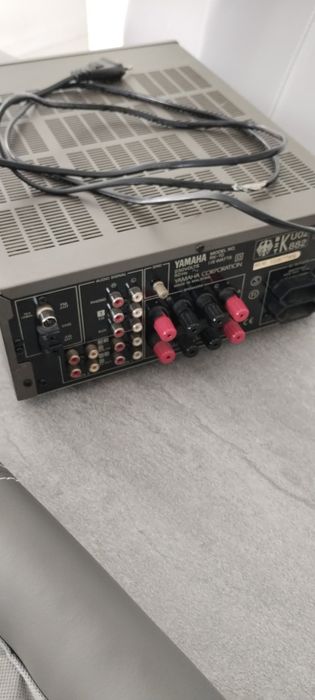 Yamaha amplituner