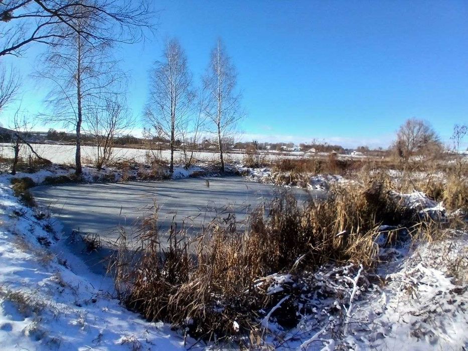 Продам ділянку з гарним краєвидом, біля води в с. Копачів!