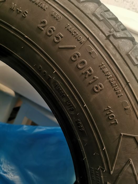 Sprzedam komplet opon r 18 265/60