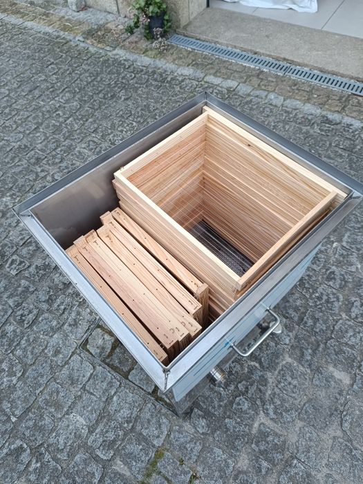 Caldeiras de cera - Apicultura