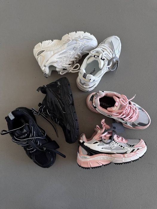 3 кольори OFF WHITE Be Right Back