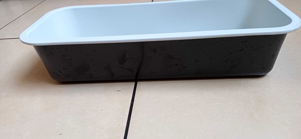 Blaszka ,forma do różnych wypieków  wym 31x13 NOWA Aluminiowa