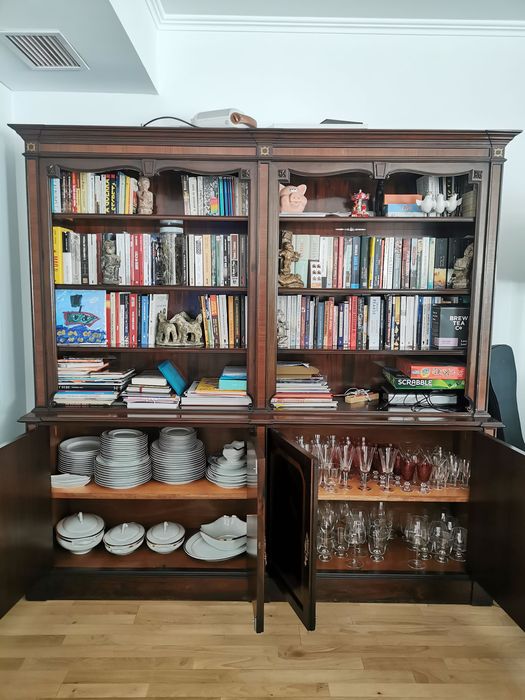 Móvel Antigo em Pau Santo