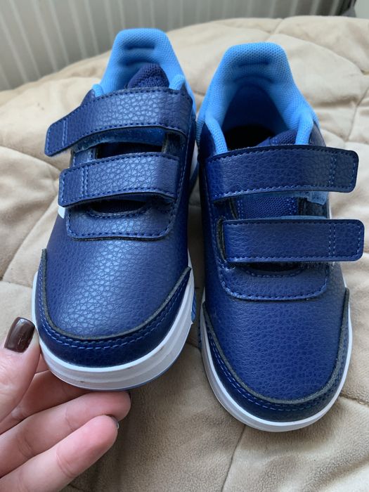 Adidas 29 кеди нові оригінал