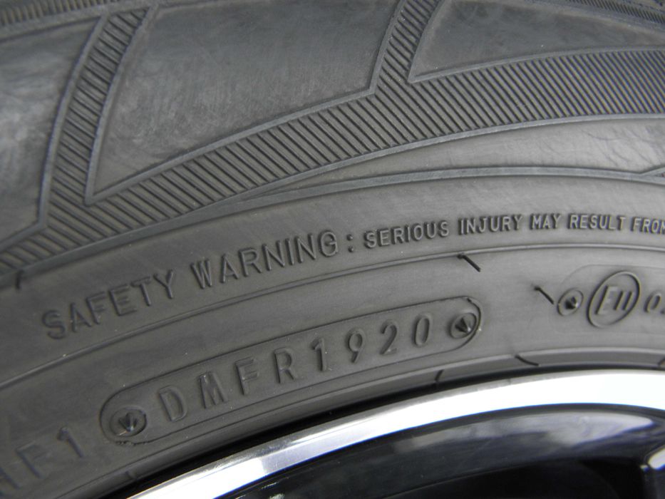 Koła zimowe 16 Suzuki Vitara SX4 S-Cross 5x114,3 ET48 215/60R16 Falken