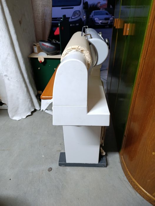 Máquina passar ferro