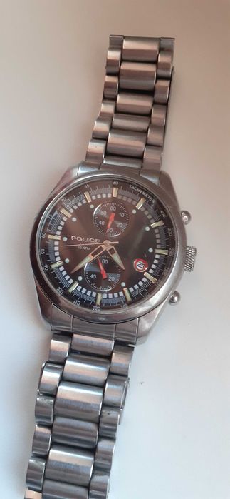 Zegarek z bransoletką POLICE  Chronograph-stoper ładny stan.