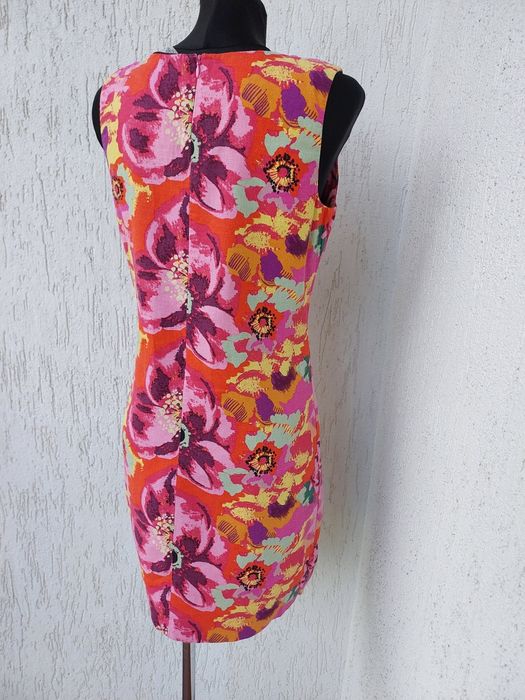 PEACOCKS Sukienka w kwiaty roz M.