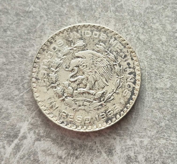 450) MEKSYK srebro - 1 Peso - 1965 r.