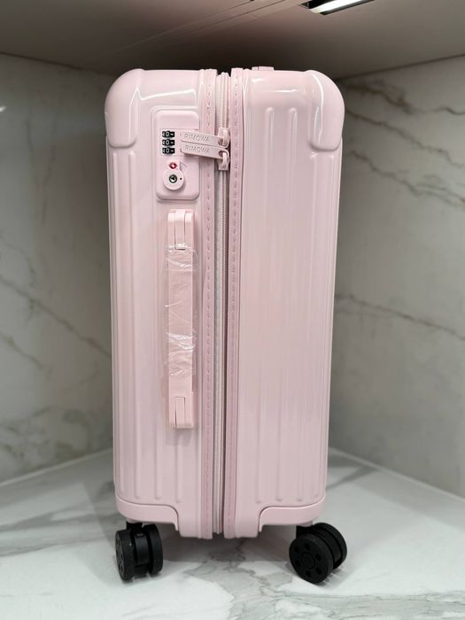 Rimowa ballerina pink ручна поклажа/ручная кладь  валіза в наявності