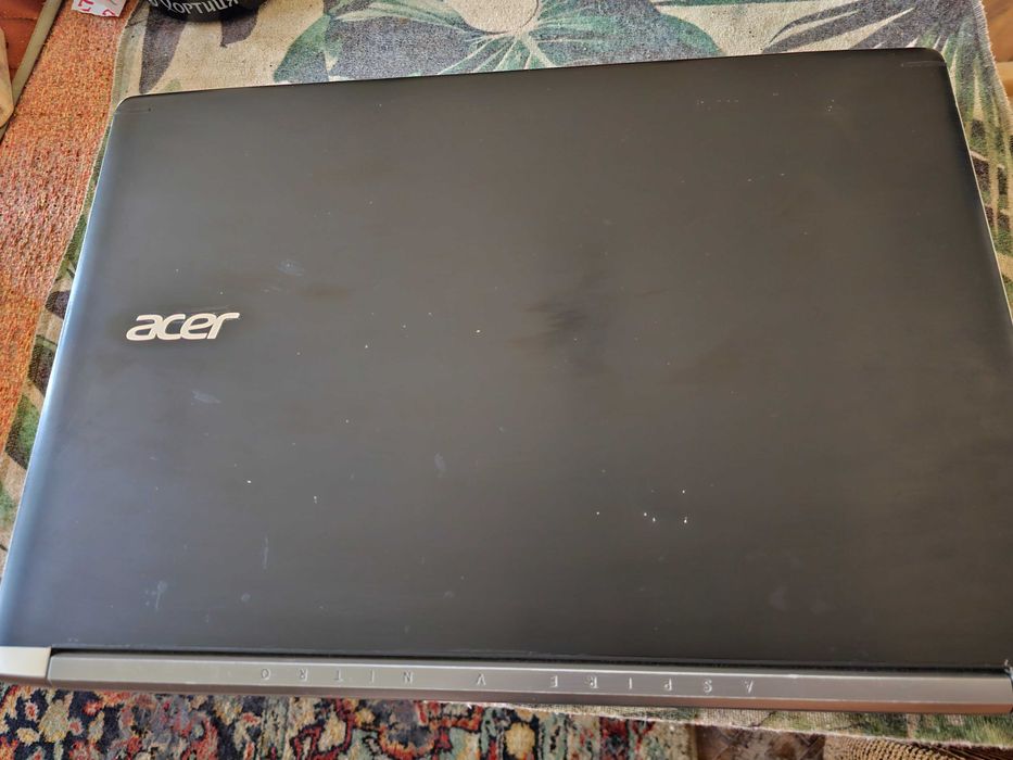 Acer Aspire V 17 nitro black edition vn7 792g
