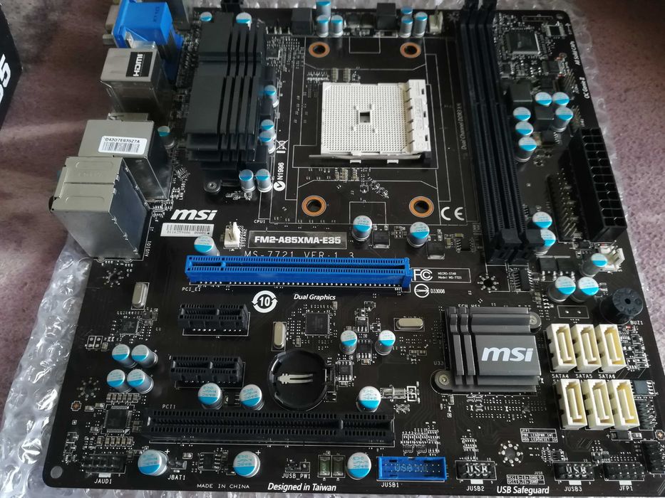 Плата MSI FM2-A85XMA-E35 (не робоча)