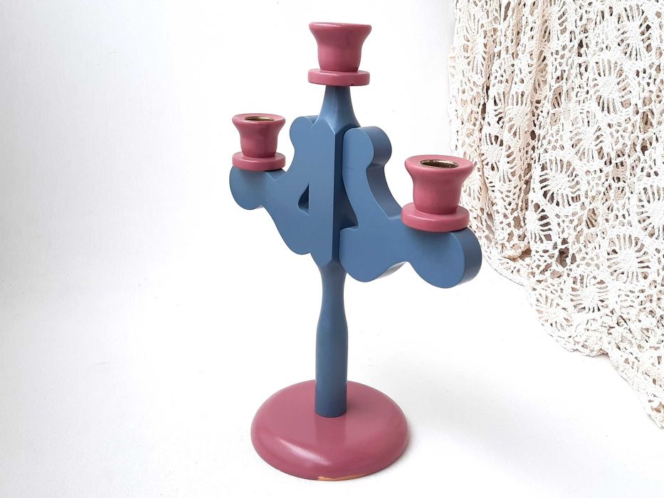 Stary drewniany świecznik - Szwecja