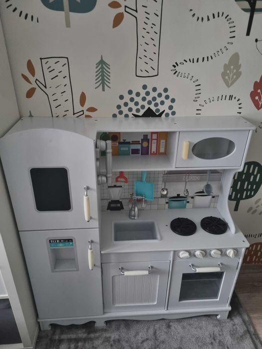 Kuchnia drewniana + mnóstwo akcesoriów