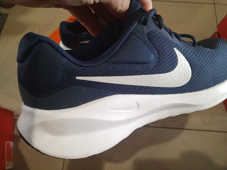 Buty Nike Revolution 7 roz 47, 5