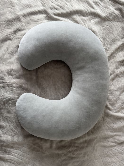 Motherhood Fasolka Premium poduszka do karmienia Szara Classics