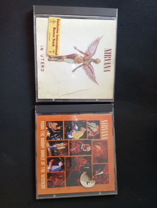 Cds Nirvana in Útero e From the Muddy banks of the wishkah