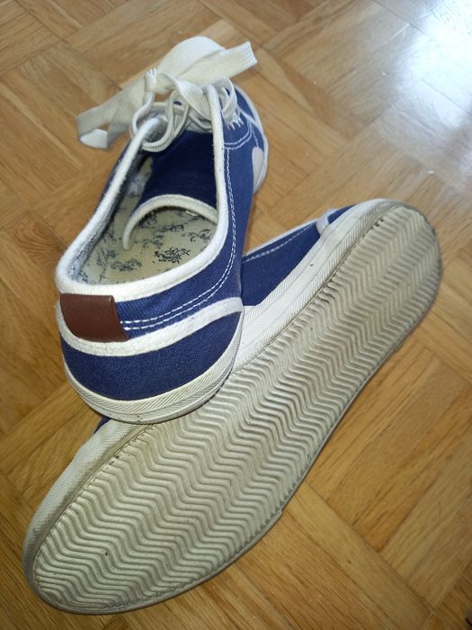 Trampki rozmiar 38/39