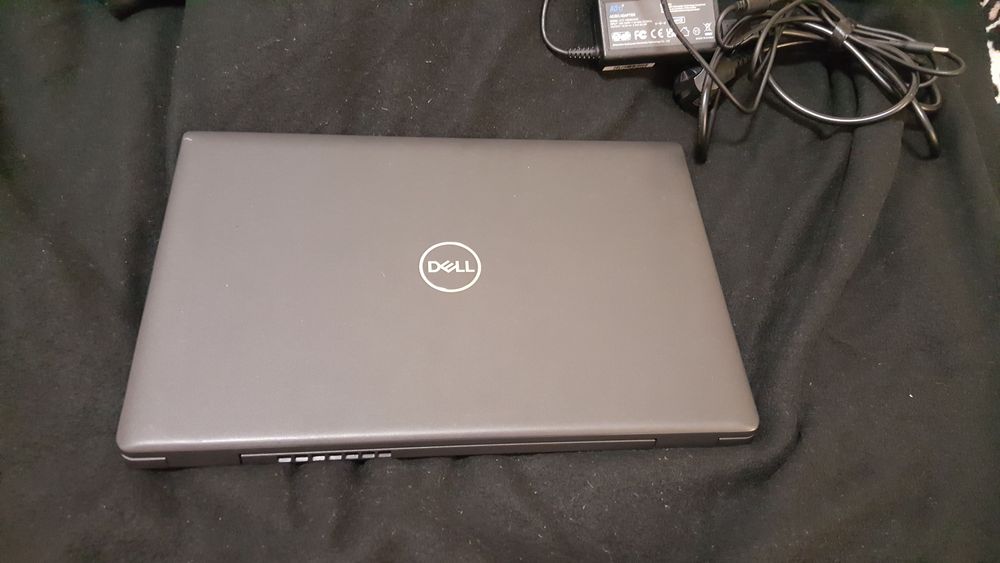 DeLL Latitude 3520 - 300€ (Negociavel)