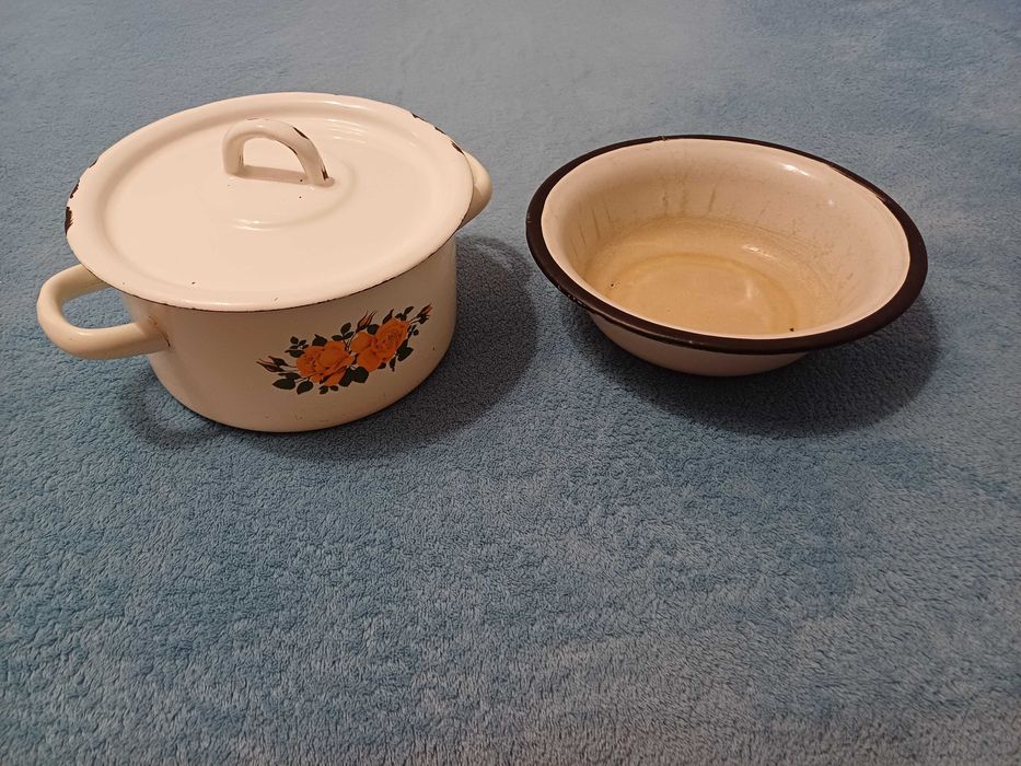 Для дачи,похода набор:эмалированная кастрюля(1,5л)+эмалированная миска