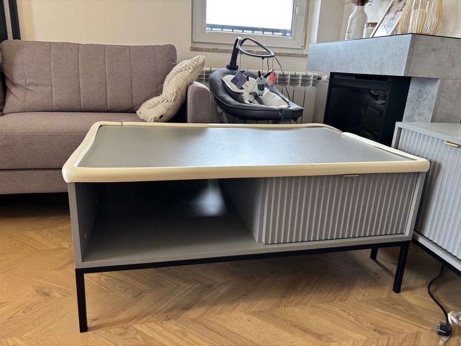 Ława kawowa Vellore 104x68 cm ryflowana szara