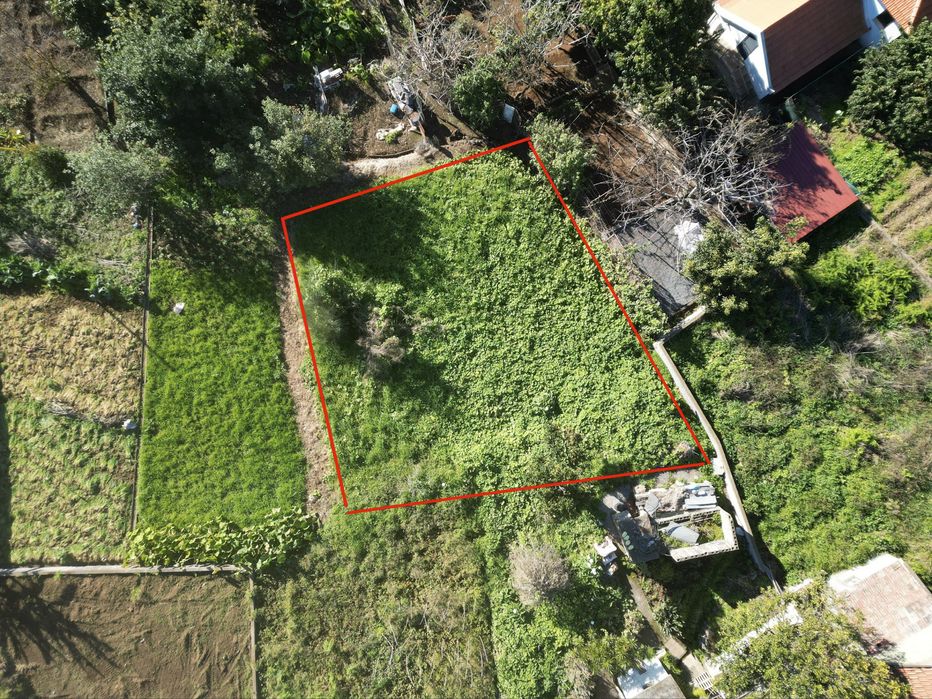 Canhas - Terreno com acesso a carro