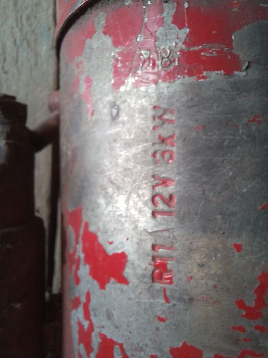 Rozrusznik T25 Władimirec.