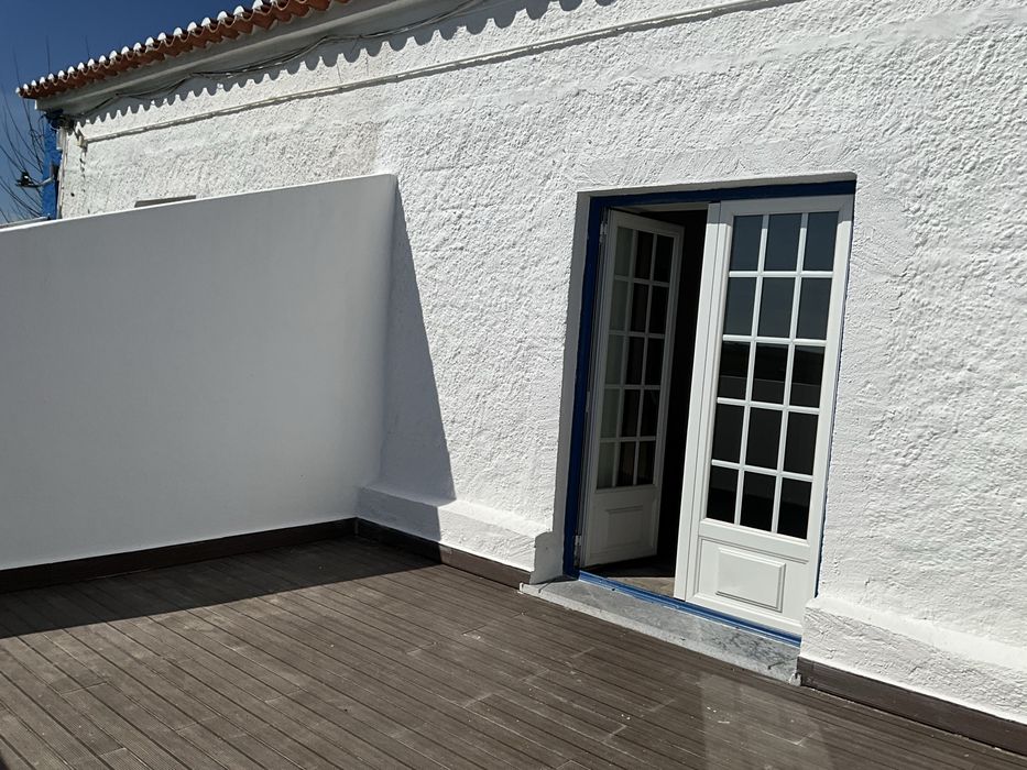 Arrendo apartamento t1 mobilada e cozinha equipada.