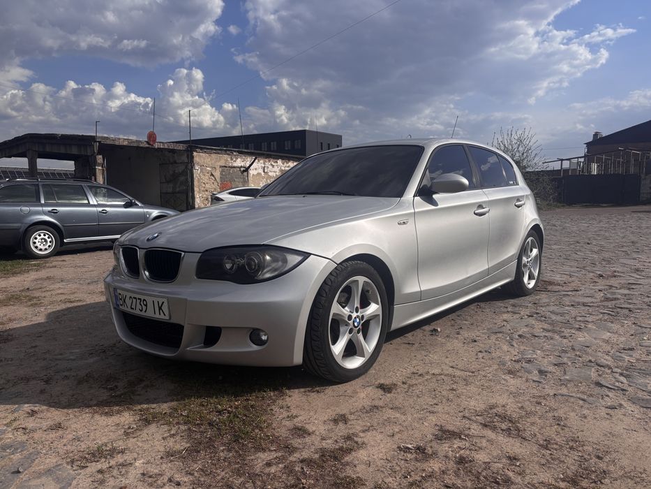Продам BMW E87 2.0 дизель
