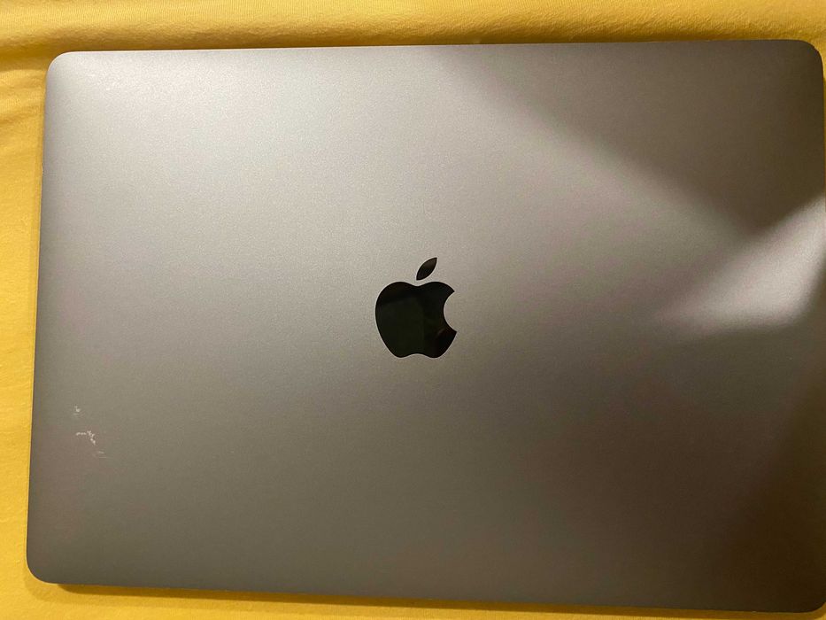 MacBook Pro 13" | 2017 | i5 | 8gb | 128GB
