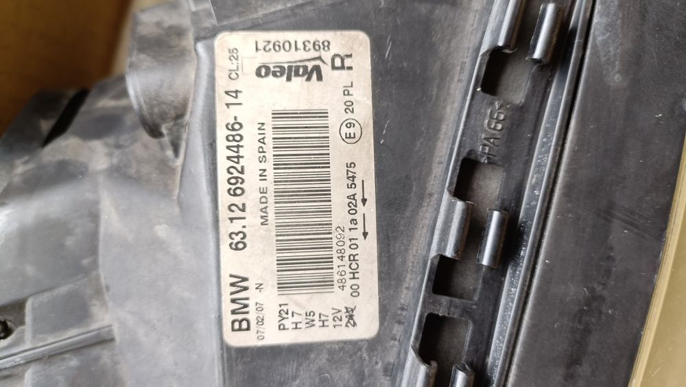 Faróis BMW série 1 E8 Valeo