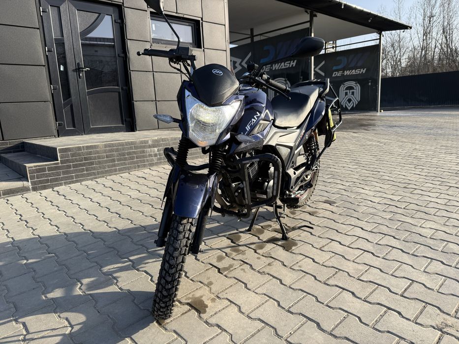 Мотоцикл Lifan CityR 200