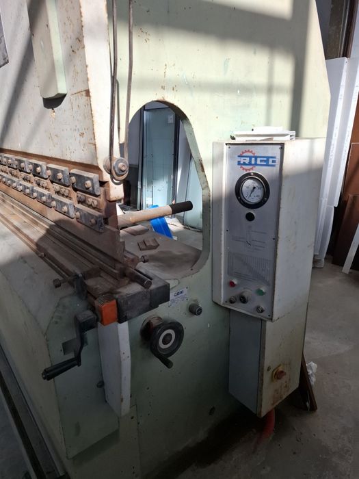 Quinadeira Hidráulica RICO RQH 30-90