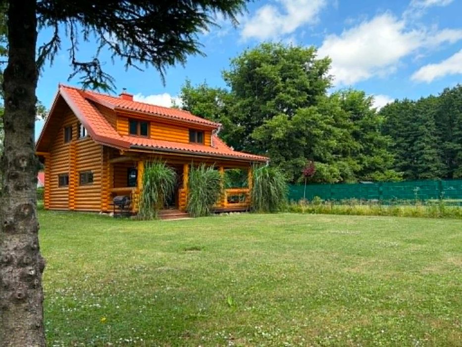 Nowy, Luksusowy, Ogrodzony Domek z Bala, jacuzzi, 50m do jeziora Dargin, plaża, Harsz.