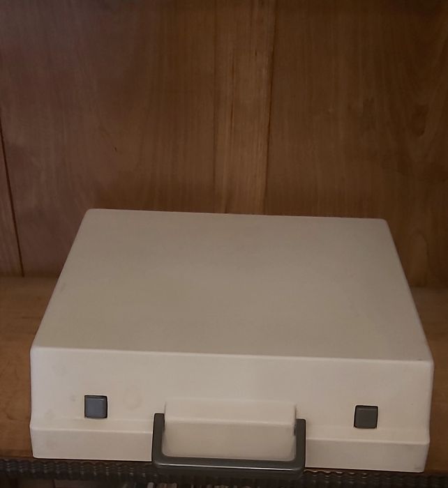 Máquina escrever portátil Unis TBM de Luxe