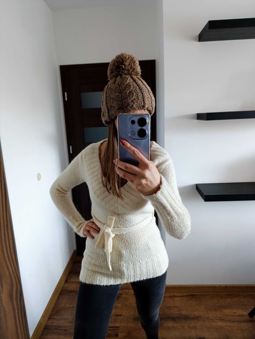 Czapka damska uniwersalna