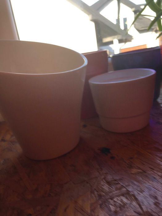 Cermiczne osłonki na doniczki